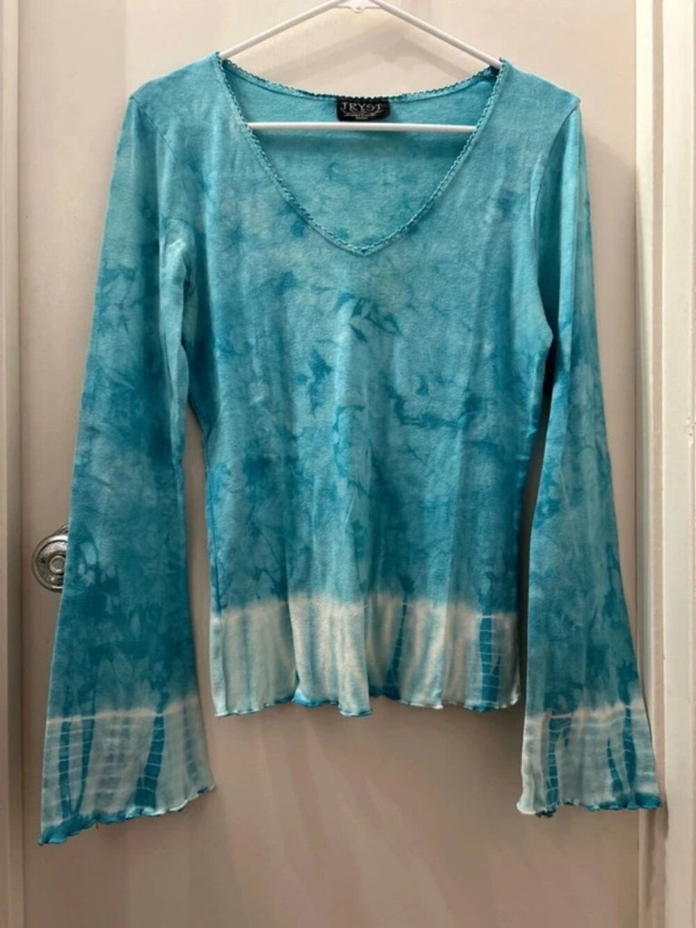 Light blue and white with wide long sleeves